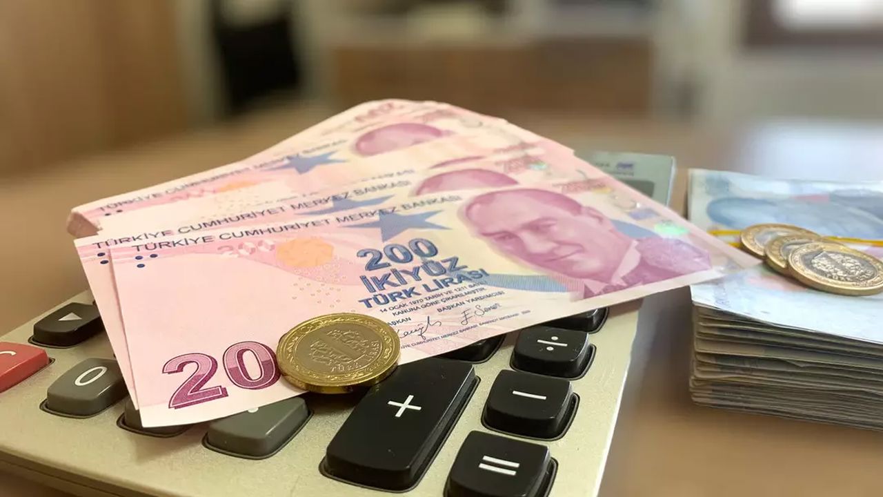 Asgari Ücret Anketinden “30 Bin TL” Çıktı! Vatandaşın Beklentisi 32 Bin TL’nin Üzerinde