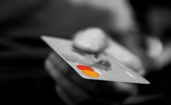 Kredi kartınız ansızın kapanabilir! Bankalardan 81 ile kritik uyarı