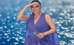 Ebru Gündeş Boşanma Sonrası Değişimiyle Şaşırttı: Yeni İmajı Olay Oldu