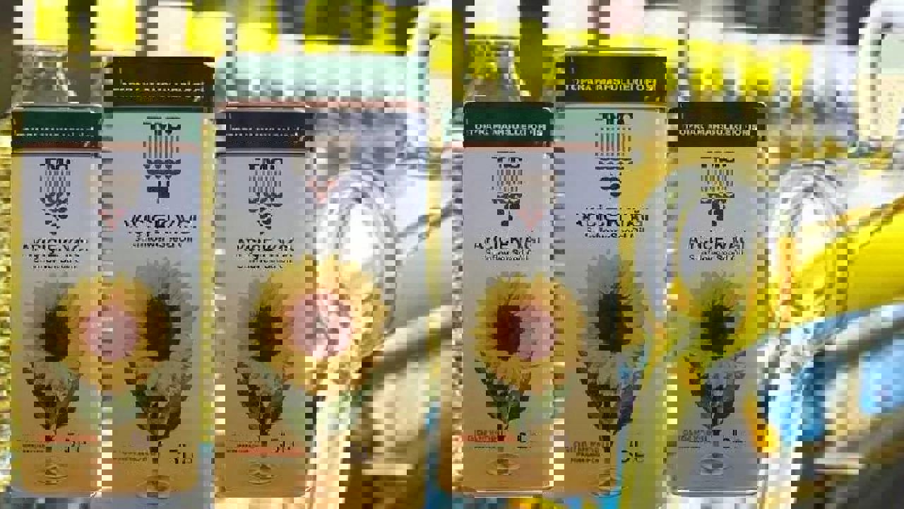 TMO ve Tarım Kredi Marketleri’nde Ucuz Ayçiçek Yağı Satışı Başladı!